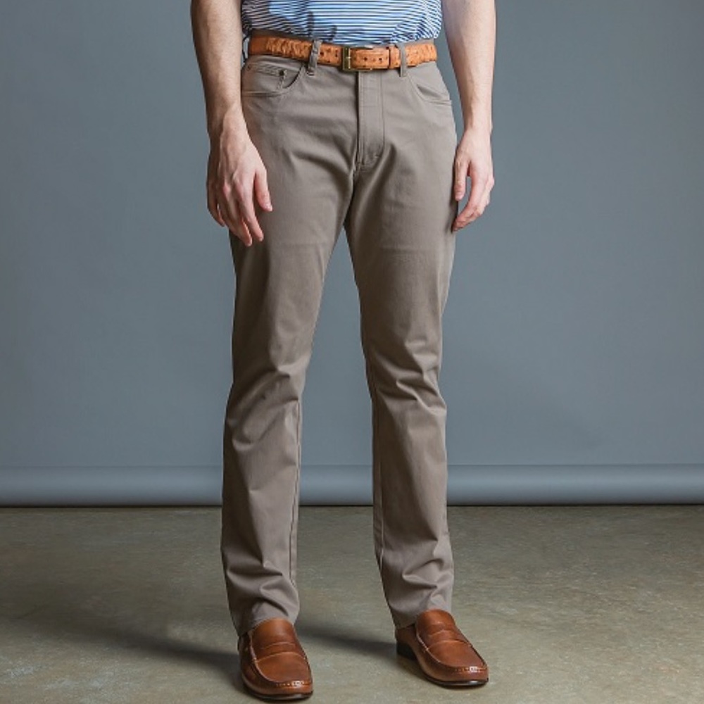 Onward Reserve Five Pocket Stretch Pants – Walnut Sz 34x32 like new